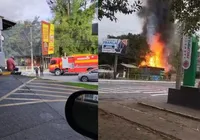 Casa de autor de explosões em Brasília pega fogo