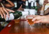 Consumo de álcool pode causar câncer, afirma Cirurgião Geral dos EUA imagem