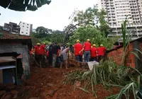 Chuva gera 300 ocorrências e uma morte em 24h em Salvador