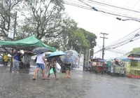 Chuva forte causa risco de deslizamento em Salvador; veja bairros mais afetados