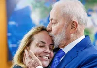 "Coração não aguenta", desabafa filha de Lula após cirurgia