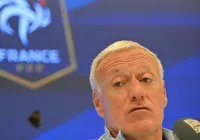 Deschamps sobre Mbappé: "Jogadores fazem o que quiserem nos dias de folga"