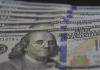 Dólar fecha a R$ 6 pela primeira vez na história