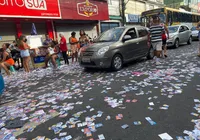 Duque de Caxias tem votação tranquila, mas sujeira nas ruas assusta