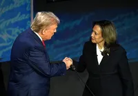 EUA: Kamala Harris liga para Trump e reconhece derrota