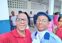 "Estou arrasado", lamenta pai de adolescente morto na porta de casa