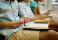 Governo não enviará ao Congresso projeto que proíbe celulares nas escolas