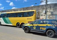 Homem é preso por ato obsceno dentro de ônibus de turismo na Bahia