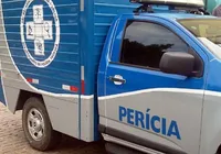 Corpo esquartejado é achado com partes espalhadas em praça na Bahia