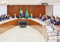 Jerônimo e Lula discutem PEC da segurança pública em Brasília imagem