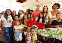 Jerônimo vai a evento do MST e assegura “pauta conjunta”