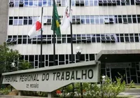 Justiça determina indenização a trabalhador chamado de calopsita manca