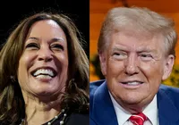 Kamala e Trump se cercam de celebridades em estados-chave