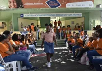 Mansão do Caminho celebra novembro negro com desfile de penteados afro