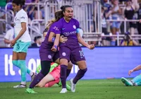 Marta marca gol antológico e web reage; assista