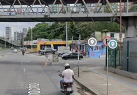 Moradores da Saramandaia fazem protesto em frente ao Detran