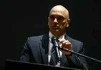 Moraes prorroga inquérito das fake news e mira em gabinete do ódio