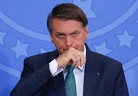 Bolsonaro provoca e ataca mulheres petistas: "Incomíveis"; assista imagem