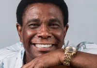 Neguinho da Beija-Flor anuncia aposentadoria do Carnaval imagem