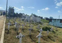 Pai e filho, vítimas de chacina em Sete de Abril, são sepultados