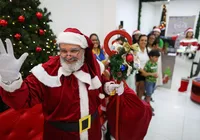 Papai Noel dos Correios: saiba como adotar uma cartinha