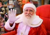 Papai Noel troca renas por carro elétrico em shopping de Salvador