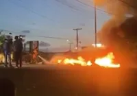 Pneus são incendiados durante protesto contra morte de Capoeirista
