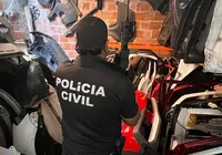 Polícia Civil desativa dois desmanches de veículos em Salvador