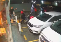 Policial executa com tiros nas costas suspeito de roubar supermercado