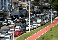 Publicitário e mulher são feitos de reféns dentro de casa em Salvador