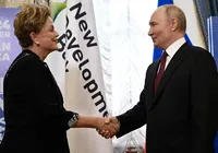 Putin defende permanência de Dilma no Banco dos Brics imagem