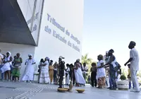 Representantes do candomblé protestam no TJ contra intolerância