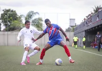 Ruan Pablo sente o tornozelo e é substituido em triunfo do Bahia Sub20