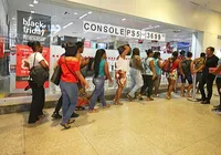 Shoppings lucram e vendedores mantém expectativa na Black Friday