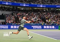 Sinner vence Djokovic e é campeão do Masters 1000 de Xangai