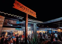 Sotero Beach Bar recebe segunda edição do ‘Partiu Pagode’ em Piatã