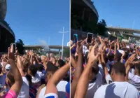 Vídeo: torcida do Bahia faz recepção calorosa ao elenco antes da última rodada