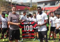 Zagueiro ex-Vitória anuncia aposentadoria do futebol