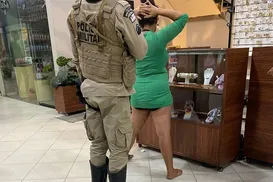 Mulher é presa após ferir 5 pessoas com ácido em Feira de Santana - Imagem