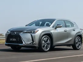 Lexus lança UX 300h por R$ 299.990 - Imagem