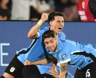 Adversário do Brasil na Fonte Nova, Uruguai vence Colômbia em jogo emocionante