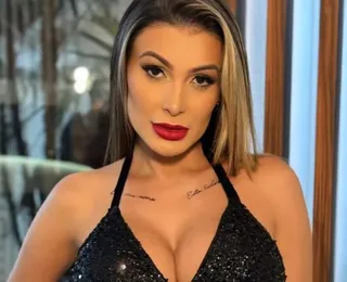 Andressa Urach debocha de passagens bíblicas e diz: "Deus é mulher"