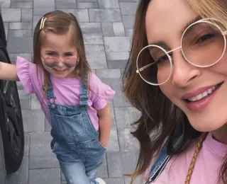 Aos 5 anos, filha de Claudia Leitte faz as unhas em salão de beleza: “Vaidosa”