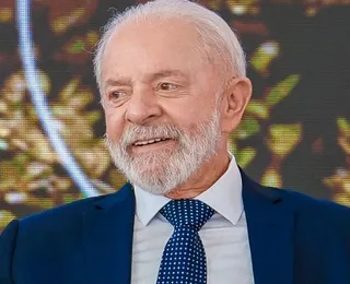 Lula sanciona regra e salário mínimo tem teto no ganho real de 2,5%