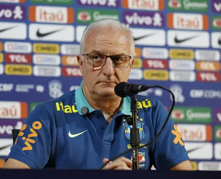 Após goleada, Dorival mantém pés no chão: "Não me iludo"