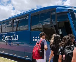 Após polêmica, prefeitura de Camaçari retoma transporte universitário