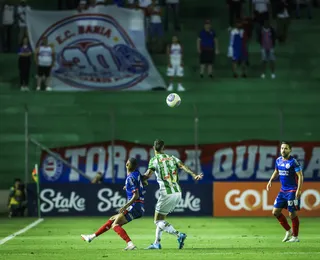 Assista o lance que tirou Kanu do jogo contra o Palmeiras