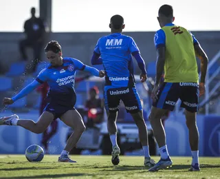 Biel treina com o grupo na reapresentação do Bahia de olho no Cruzeiro