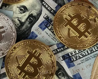 Dólar e bitcoin disparam no Brasil após eleição de Trump; veja cotação