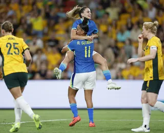 Brasil vence Austrália por 3x1 e quebra jejum de oito anos